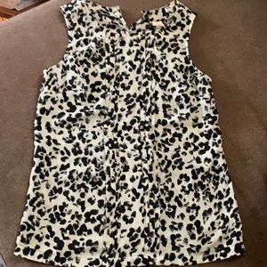 Sleeveless blouse